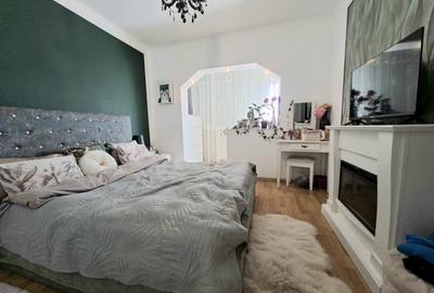 Apartament cu 4 camere decomandat, mobilat în Codlea