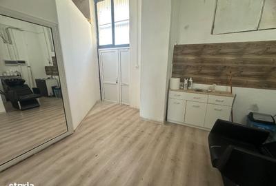 Spațiu comercial, de 114 mp, în Barieră