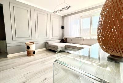 Apartament cu 3 camere semidecomandat, mobilat în Titan