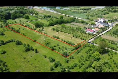 Teren de 5200 mp, în Albești - 3