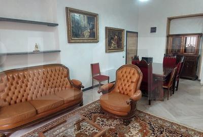 Apartament cu 2 camere decomandat, mobilat în Ultracentral