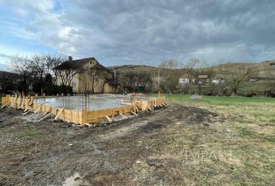 Casă individuală cu 4 camere semidecomandat cu Canalizare în Corpadea - 5