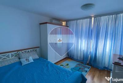 Casă cu 4 camere cu Teren 188 Mp în 1 Decembrie