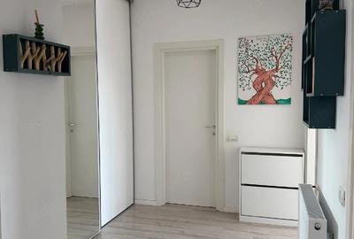 Apartament cu 2 camere decomandat în Est