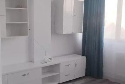 Apartament cu 2 camere decomandat în Valea Adâncă
