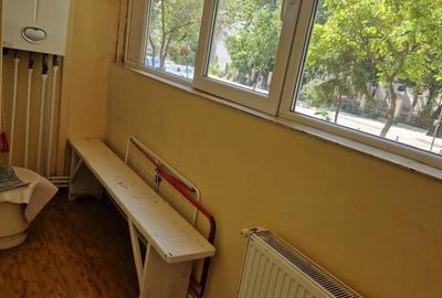 Apartament cu 3 camere decomandat în Central - 2