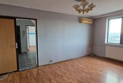 Apartament cu 3 camere semidecomandat în Fizicienilor - 5