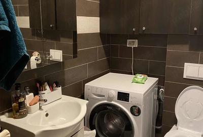 Apartament cu 2 camere decomandat în Nufărul