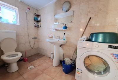 Casă cu 3 camere cu Canalizare în Central - 10