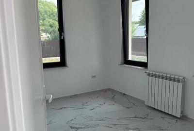 Casă cu 3 camere în Central - 8