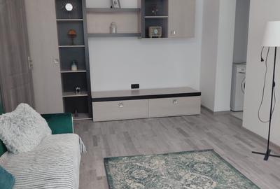 Apartament cu 2 camere decomandat în Aleea Carpați