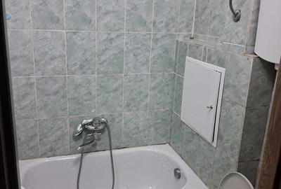 Garsonieră decomandată în Central - 2