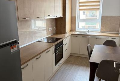 Apartament cu 2 camere decomandat în Tractorul - 2