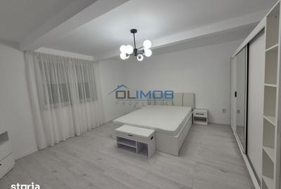 Apartament cu 3 camere decomandat, mobilat în Central