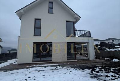 Casă cu 4 camere în Chinteni - 1