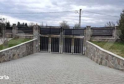 Casă cu 4 camere cu Teren 4472 Mp în Central - 6
