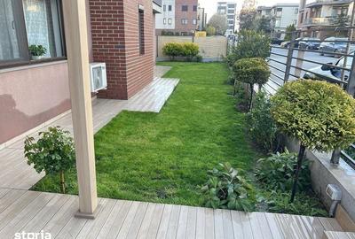 Apartament cu 3 camere în Palazu Mare