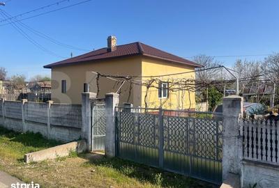 Casă cu 3 camere cu Teren 2320 Mp în Leu