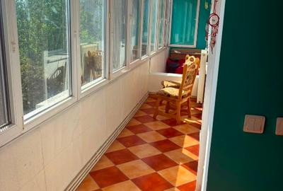 Apartament cu 3 camere semidecomandat în Central - 3