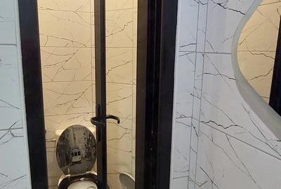 Spațiu comercial, de 100 mp, în Central - 4
