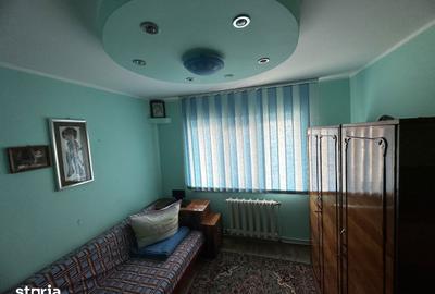 Apartament cu 2 camere decomandat în Central - 2