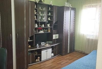 Apartament cu 3 camere nedecomandat în Central