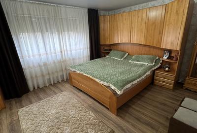 Casă individuală cu 7 camere cu Teren 4000 Mp în Exterior Est - 16