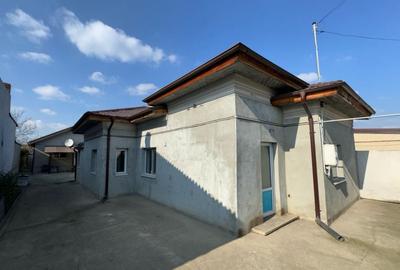 Casă individuală cu 6 camere cu Canalizare în Chiajna