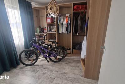 Casă cu 4 camere cu Teren 100 Mp în Domnești - 5