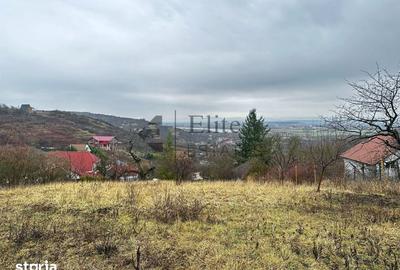 Teren de 1765 mp, în Orașul Nou