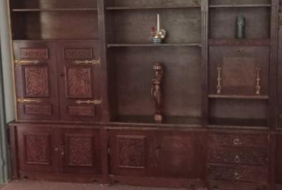 Apartament cu 2 camere semidecomandat în Berceni
