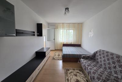 Apartament cu 3 camere decomandat în Dacia - 3