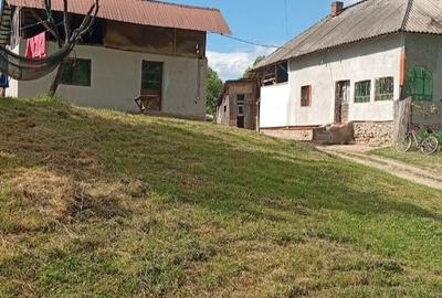 Casă cu 4 camere în Valea Siliștii