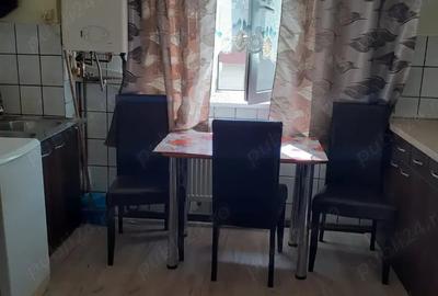 Apartament cu 2 camere semidecomandat în Simeria - 1