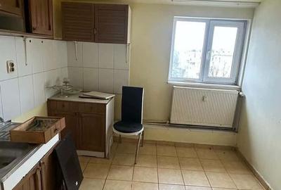Apartament cu 2 camere semidecomandat în Km 4