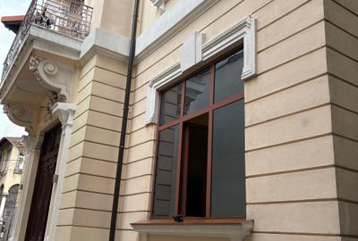 Casă cu 14 camere cu Canalizare în Rosetti - 2