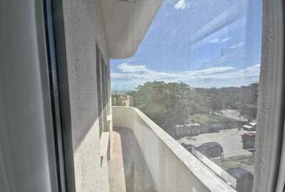 Apartament cu 3 camere semidecomandat în Central - 11