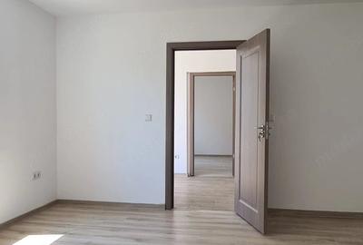 Casă cu Teren 200 Mp în Central