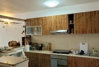Duplex cu 4 camere cu Canalizare în Râu de Mori - 3