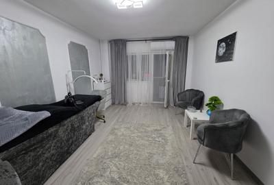 Apartament cu 2 camere decomandat în 1 Decembrie 1918