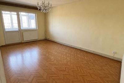 Apartament cu 3 camere în Vest