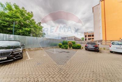 Apartament cu 2 camere semidecomandat, mobilat în UTA - 13