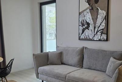 Apartament cu 2 camere decomandat, mobilat în Titan