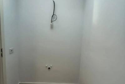 Apartament cu 4 camere decomandat în Central - 1