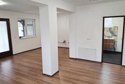 Casă cu 2 camere în Lotus