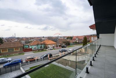 Casă cu 9 camere cu Teren 1000 Mp în Central - 21