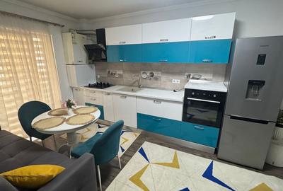 Apartament cu 2 camere, mobilat în Est