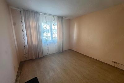 Garsonieră semidecomandată în Central - 1