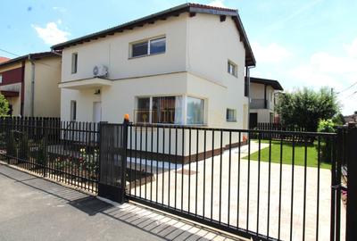 Duplex cu 5 camere cu Canalizare în Giroc - 1