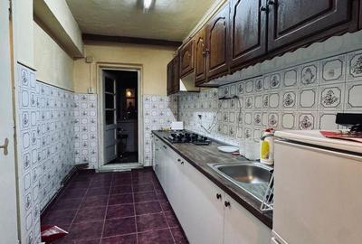 Apartament cu 3 camere decomandat în Circumvalațiunii - 2